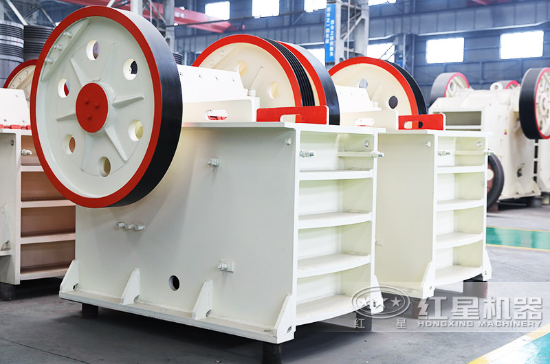 環(huán)保型顎破機(jī):時產(chǎn)1-2200t/h 環(huán)保型顎破機(jī):時產(chǎn)1-2200t/h