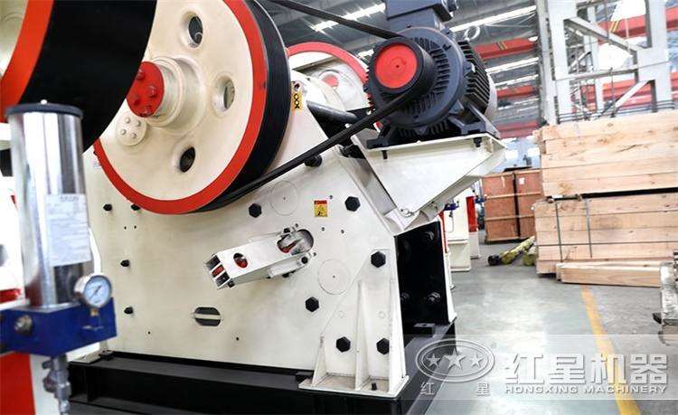 CJ鄂式粉碎機，產量120-1590t/h