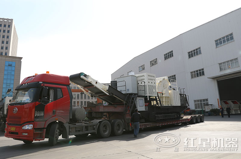 履帶移動破碎機廠家直銷,發(fā)貨快 履帶移動破碎機廠家直銷,發(fā)貨快