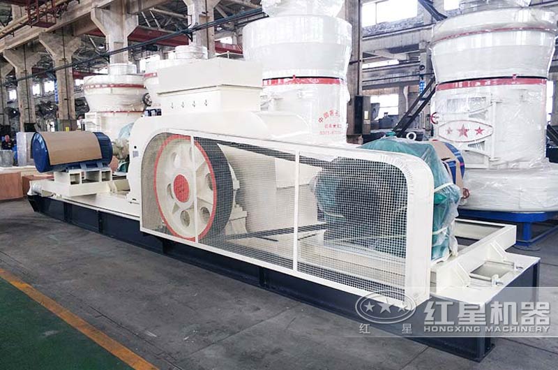 對輥式破碎機(jī),制砂成本低,維修費(fèi)用少 對輥式破碎機(jī),制砂成本低,維修費(fèi)用少