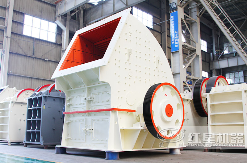 重錘式破碎機(jī)“一次成型”減少成本40% 重錘式破碎機(jī)“一次成型”減少成本40%