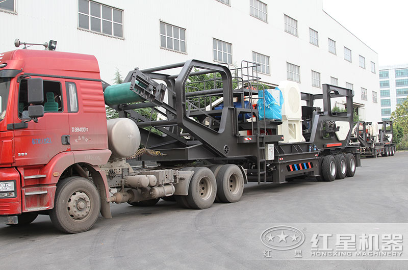 安山巖移動破碎機(jī)設(shè)備發(fā)貨 安山巖移動破碎機(jī)設(shè)備發(fā)貨