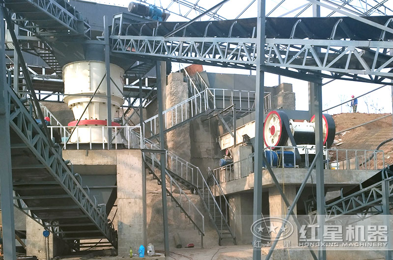 江蘇時產200噸花崗巖破碎制砂生產現場 江蘇時產200噸花崗巖破碎制砂生產現場