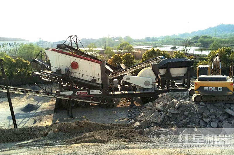 山西時(shí)產(chǎn)300噸煤炭移動(dòng)破碎生產(chǎn)線 山西時(shí)產(chǎn)300噸煤炭移動(dòng)破碎生產(chǎn)線