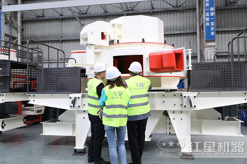 用戶到廠考察沙子破碎機 用戶到廠考察沙子破碎機