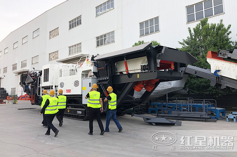 客戶到廠區(qū)實(shí)地考察 客戶到廠區(qū)實(shí)地考察